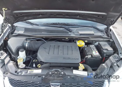 2019 Dodge Grand Caravan Sxt z USA, uszkodzony, nr VIN 2C4RDGCG2KR585458